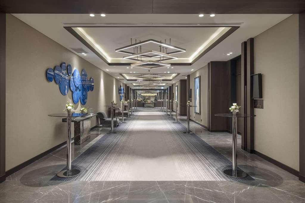 מלון Doubletree By Hilton שנליאורפה מתקנים תמונה