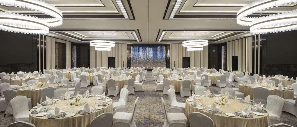 מלון Doubletree By Hilton שנליאורפה מתקנים תמונה