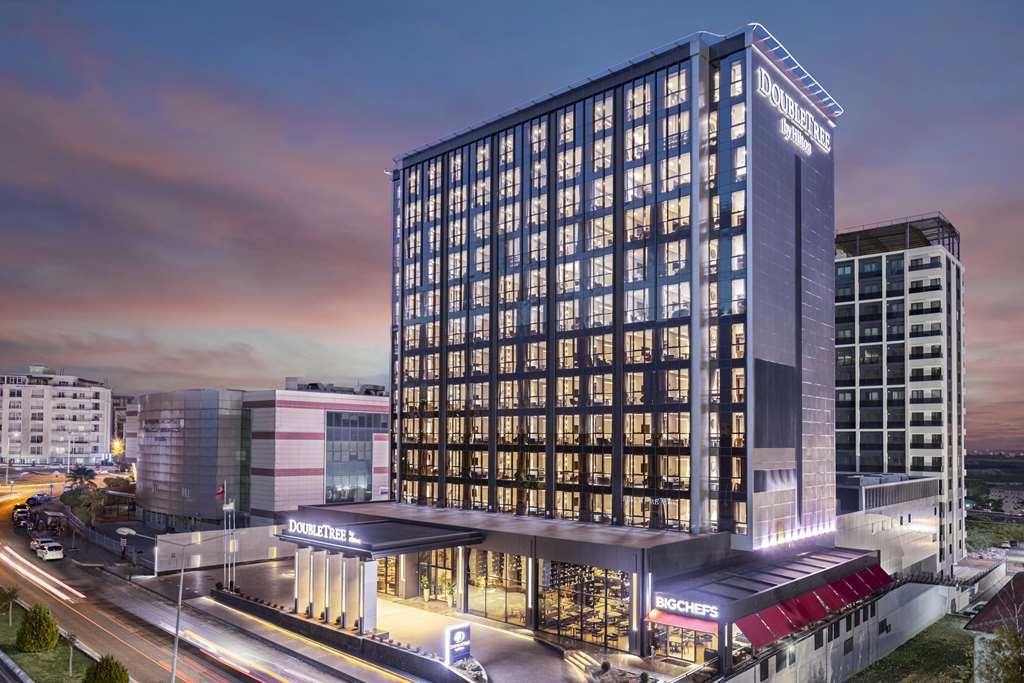 מלון Doubletree By Hilton שנליאורפה מראה חיצוני תמונה