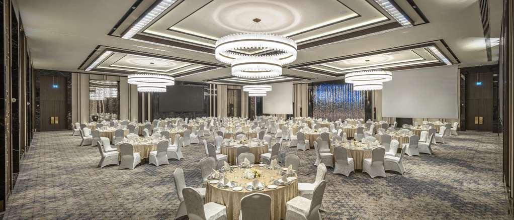 מלון Doubletree By Hilton שנליאורפה מתקנים תמונה