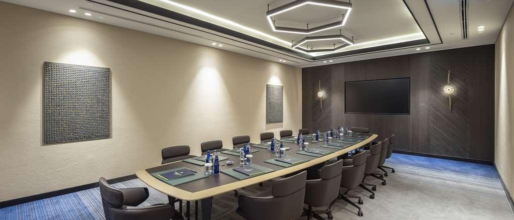 מלון Doubletree By Hilton שנליאורפה מתקנים תמונה